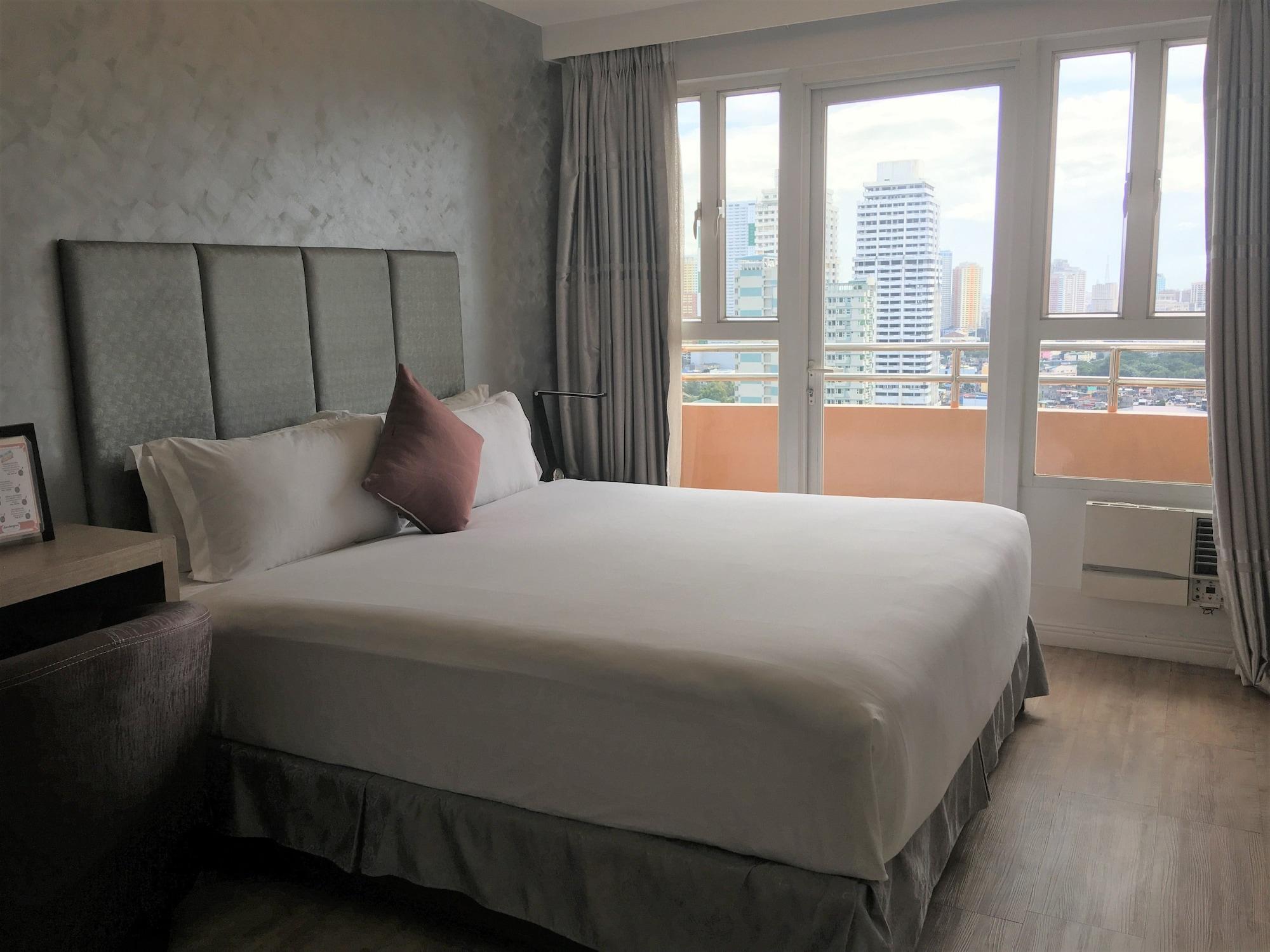 Regency Grand Suites Manila Ngoại thất bức ảnh